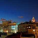 فندق مومنتو غولدن هورن 4*