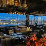 Momento Golden Horn Hotel 4*