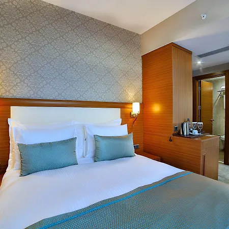 فندق مومنتو غولدن هورن اسطنبول