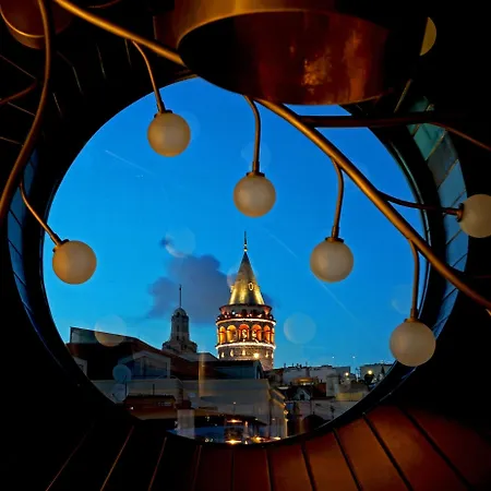Momento Golden Horn