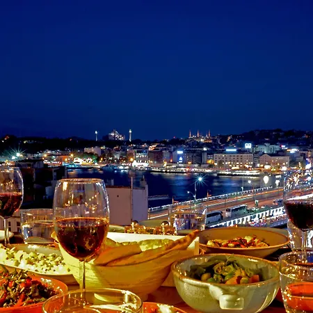 Momento Golden Horn Istanbul